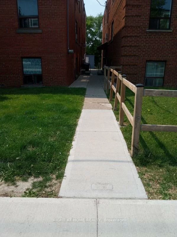 1020, O'Connor, O'Connor-Parkview, Toronto