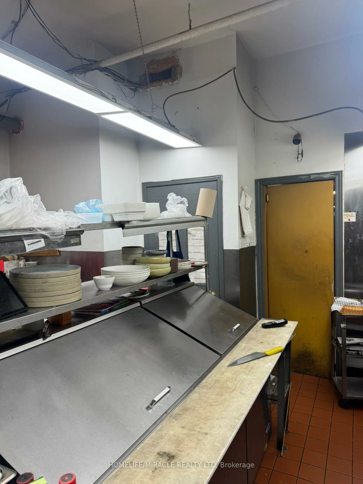 1348, Kennedy, Dorset Park, Toronto