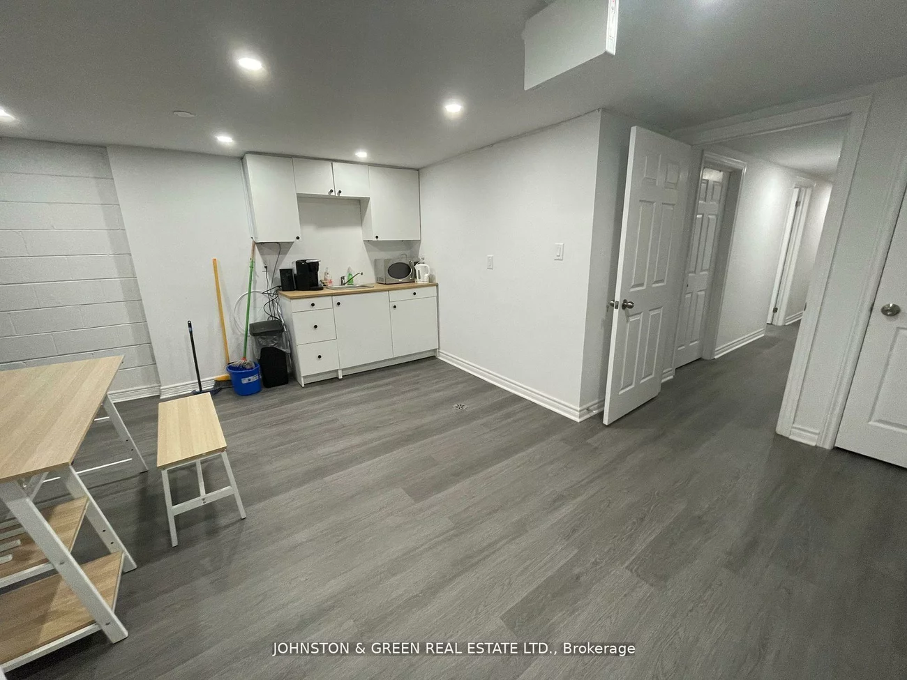 931, Danforth, Blake-Jones, Toronto