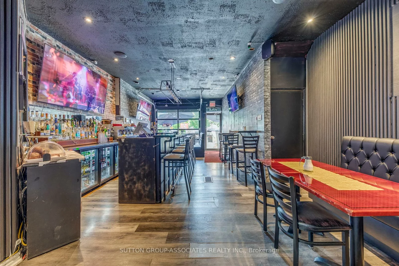 1224, Danforth, Danforth, Toronto