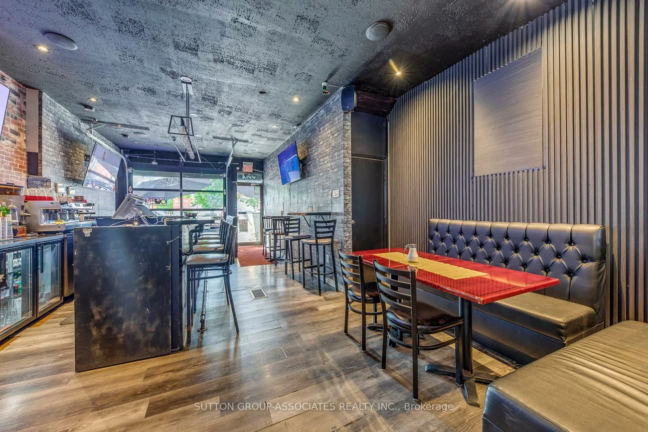 1224, Danforth, Danforth, Toronto