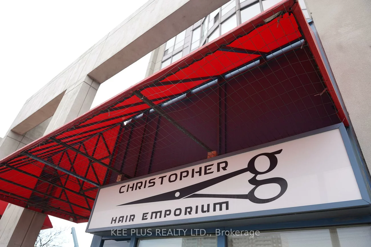 2560, Lawrence, Dorset Park, Toronto