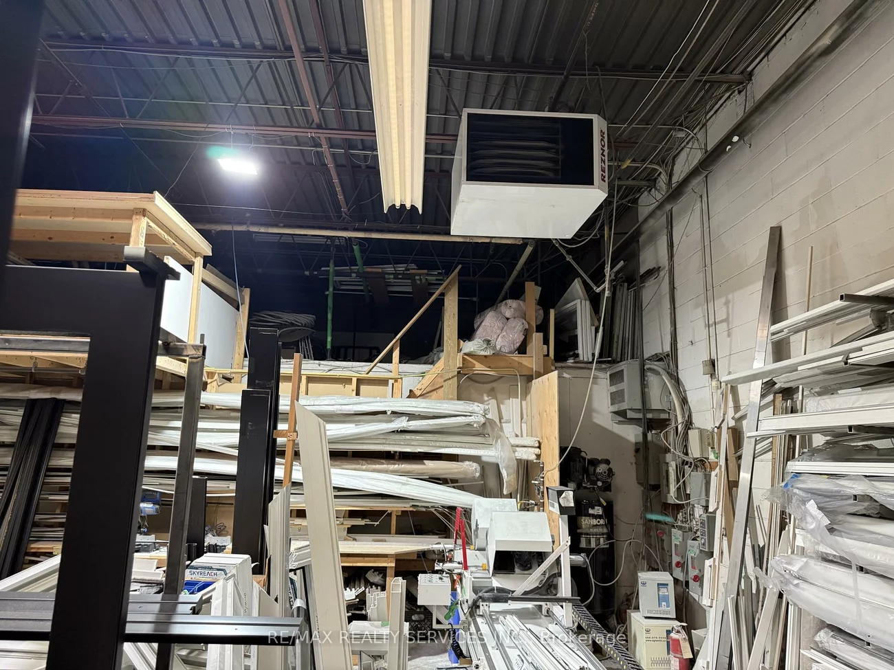 40, Melford, Malvern, Toronto