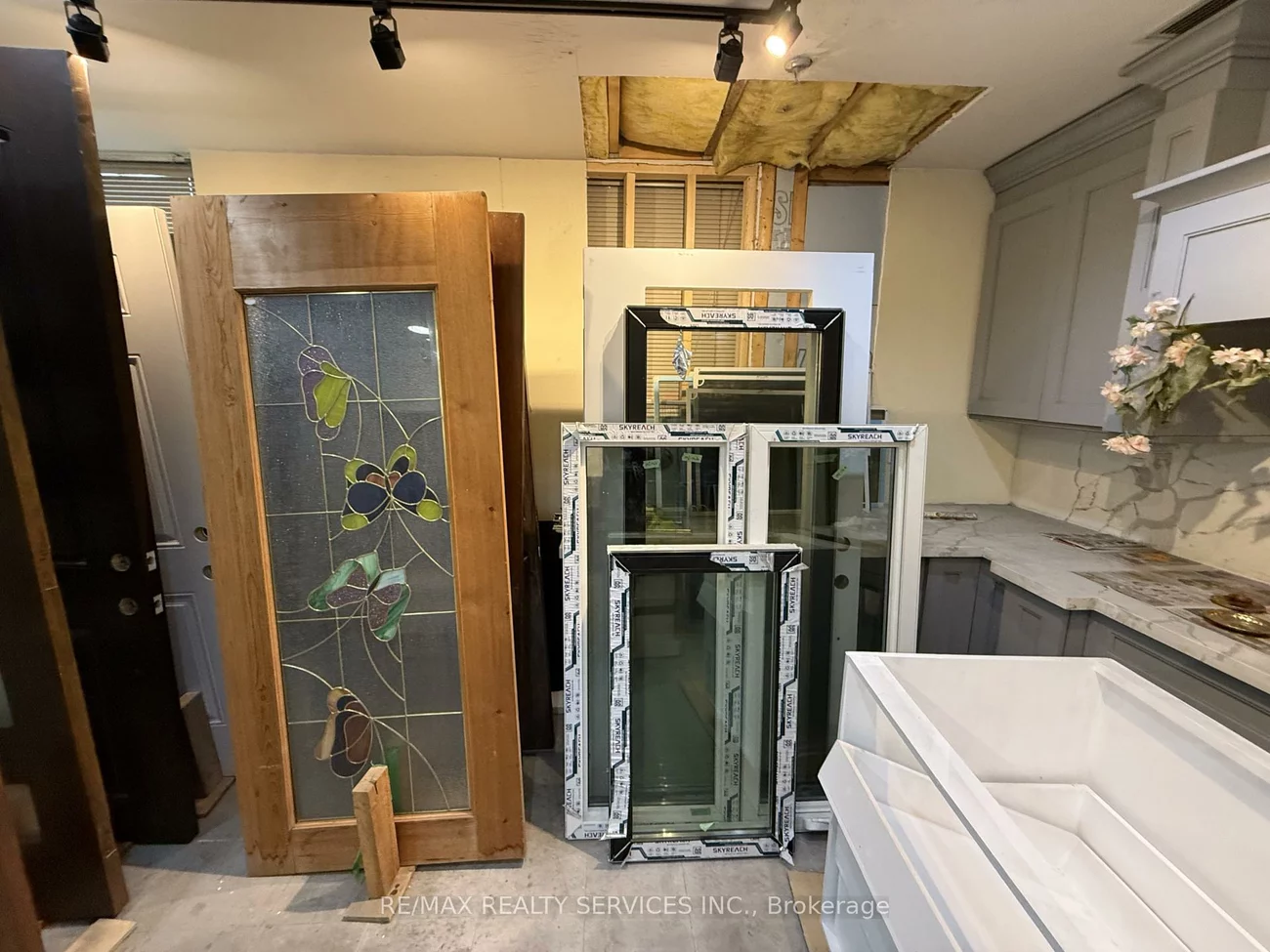 40, Melford, Malvern, Toronto