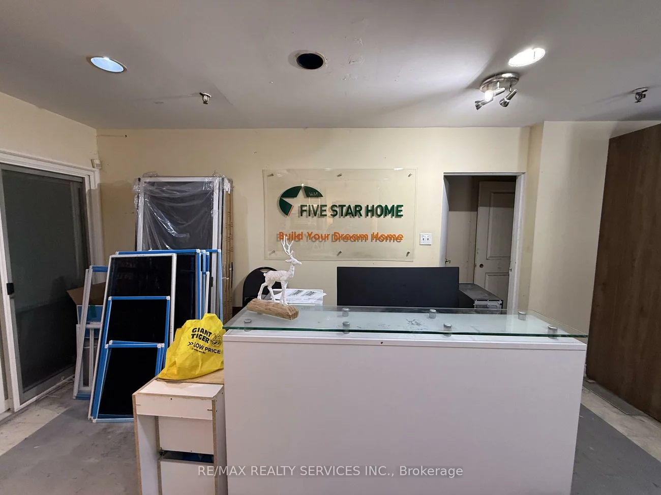 40, Melford, Malvern, Toronto