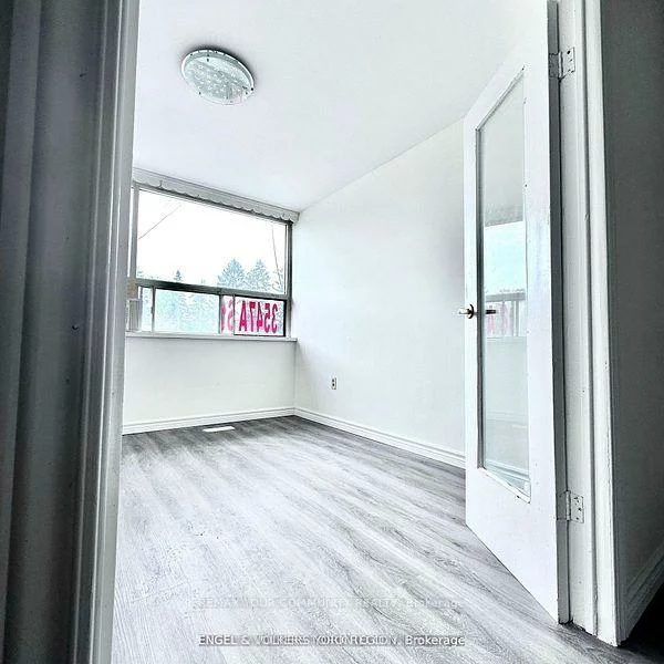 3547, St Clair, Kennedy Park, Toronto