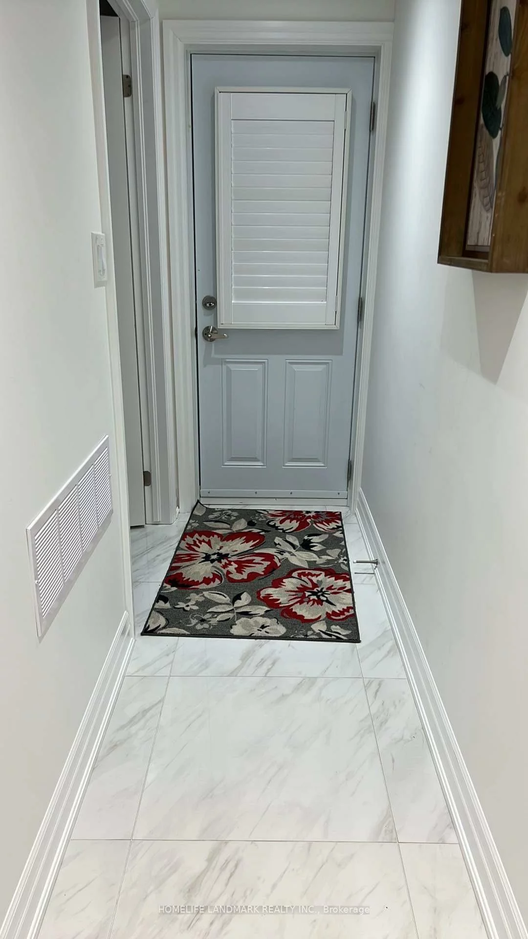 1027, Pape, Danforth Village-East York, Toronto