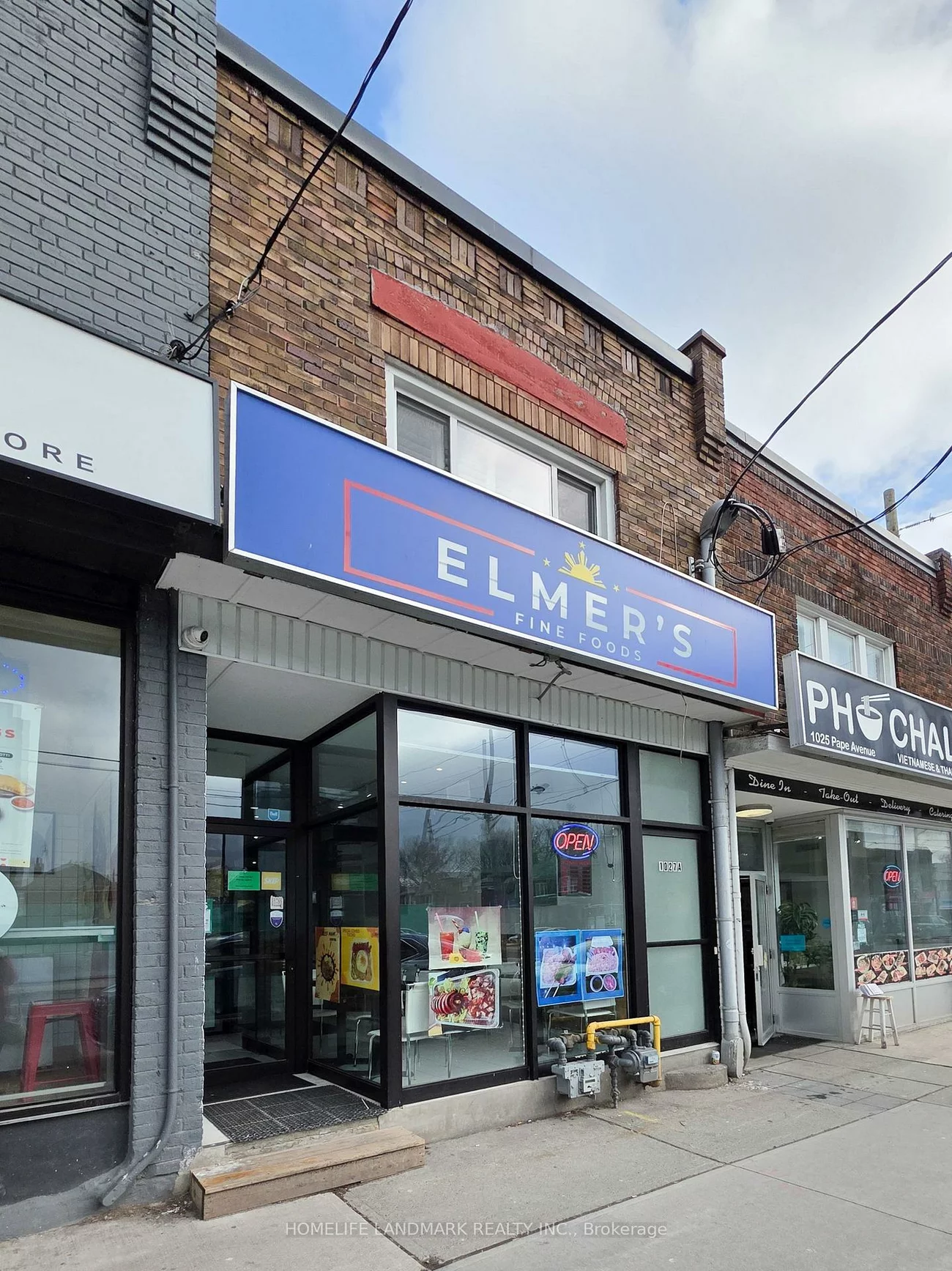 1027, Pape, Danforth Village-East York, Toronto