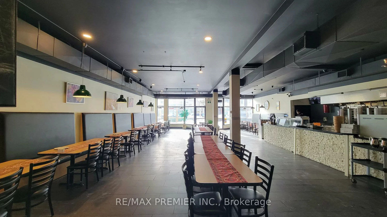 940, Danforth, Danforth, Toronto