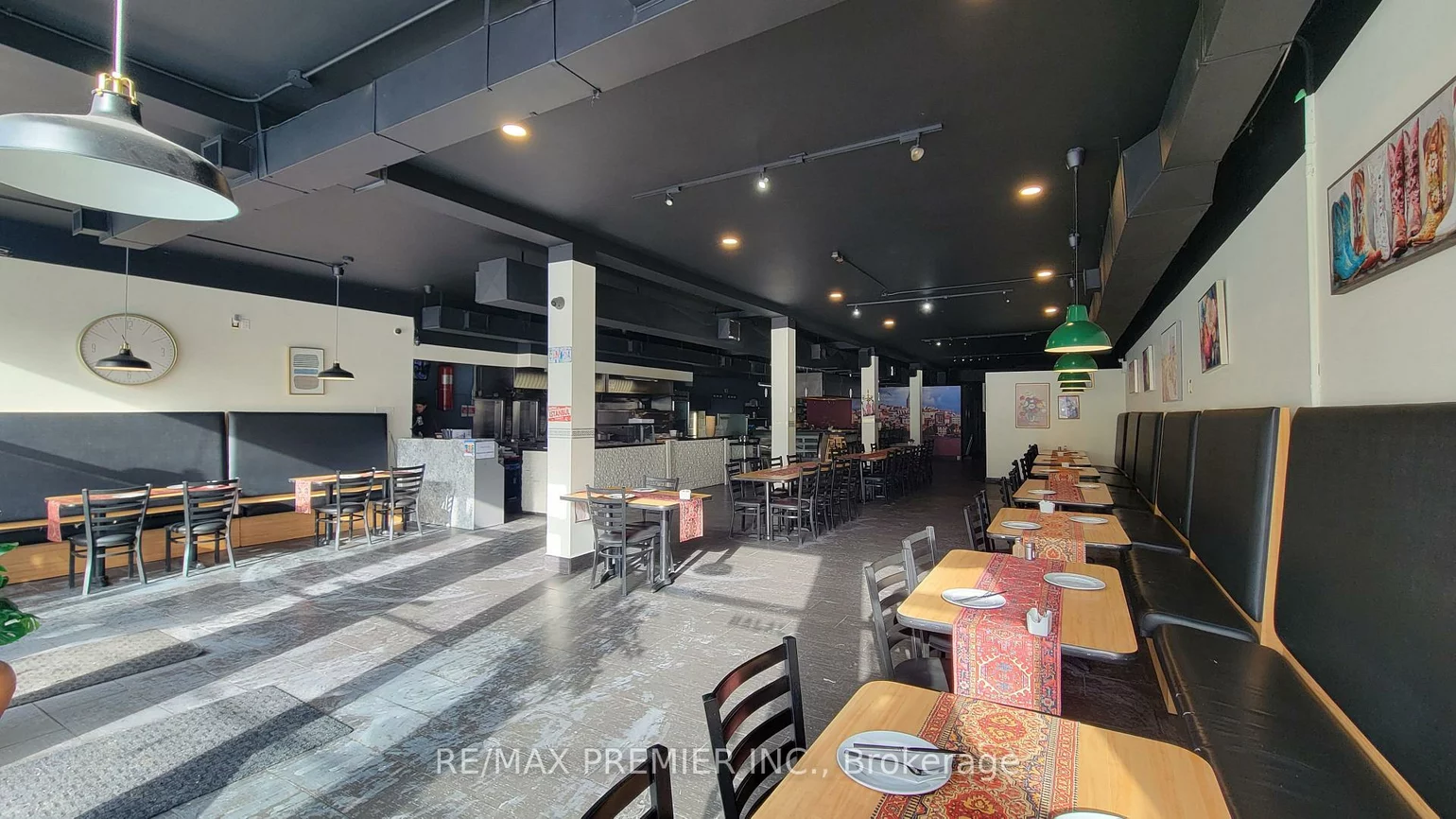 940, Danforth, Danforth, Toronto