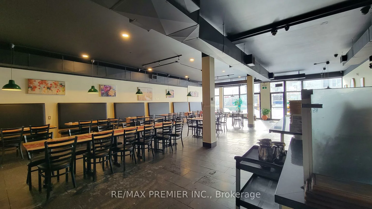 940, Danforth, Danforth, Toronto