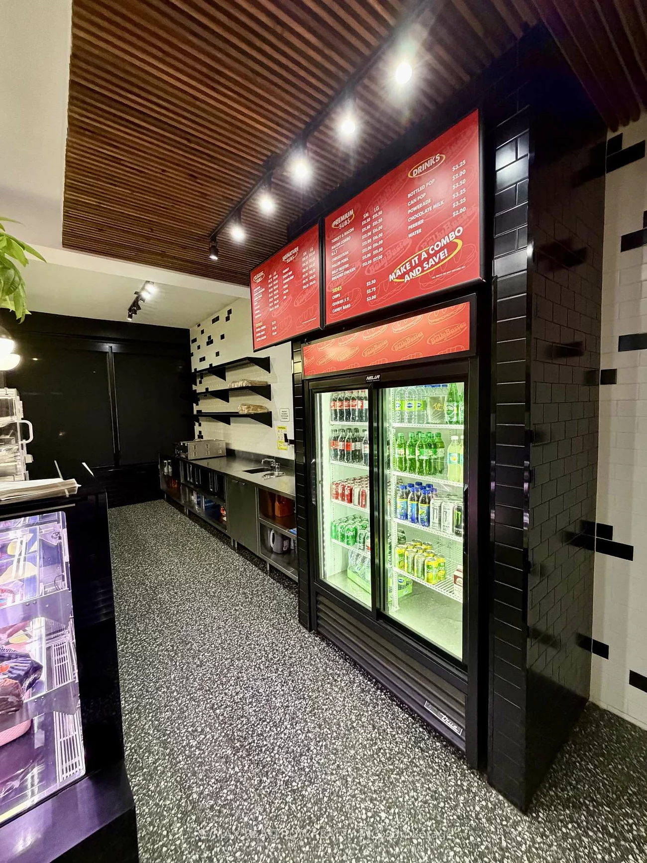 1162, Queen, South Riverdale, Toronto