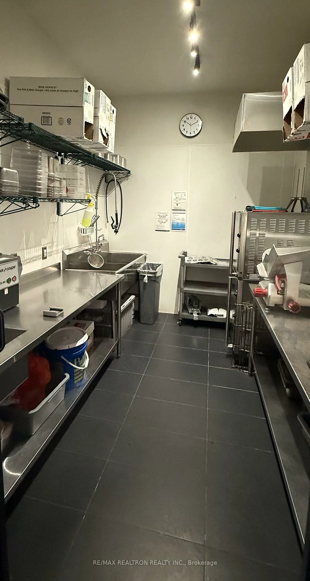 1162, Queen, South Riverdale, Toronto