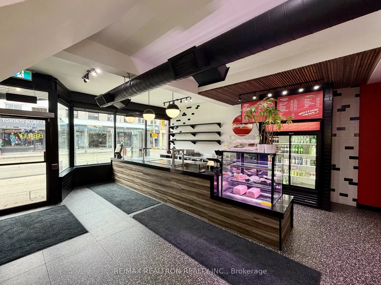 1162, Queen, South Riverdale, Toronto