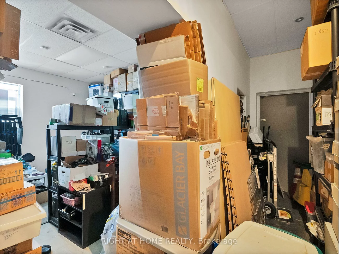 1601, Birchmount, Dorset Park, Toronto