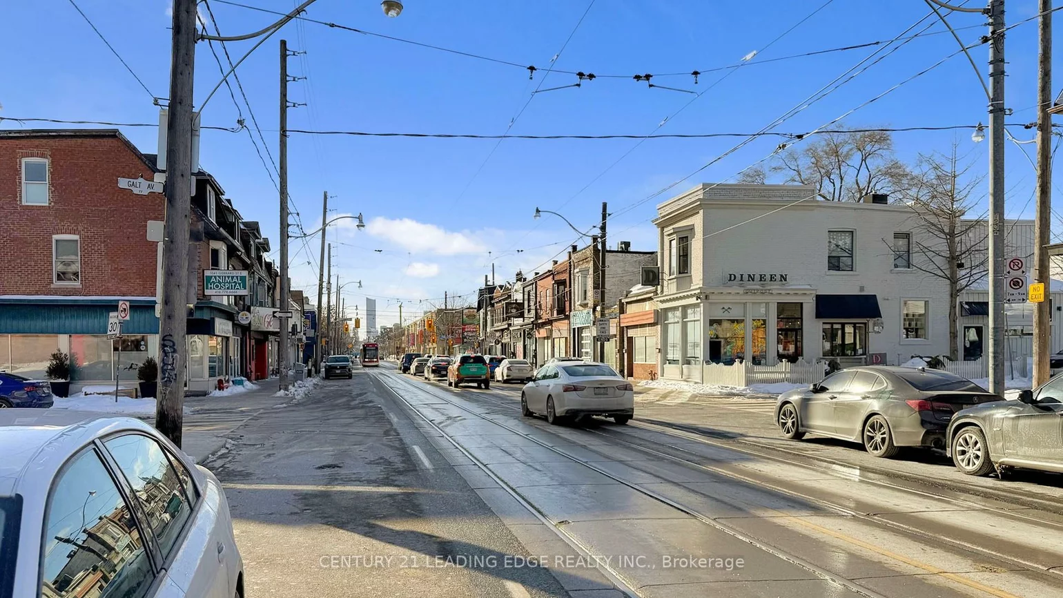 1048, GERRARD, South Riverdale, Toronto