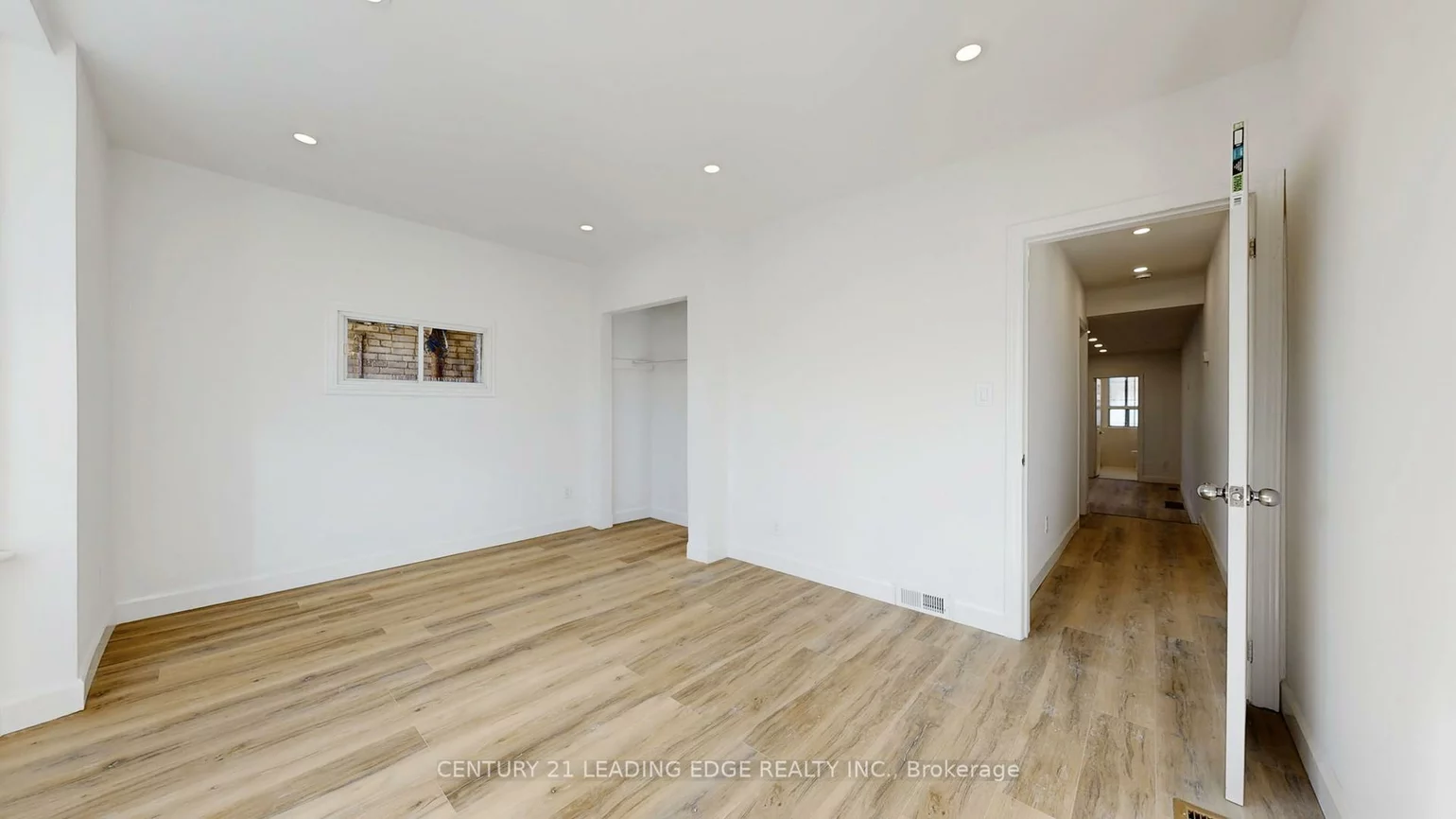 1048, GERRARD, South Riverdale, Toronto