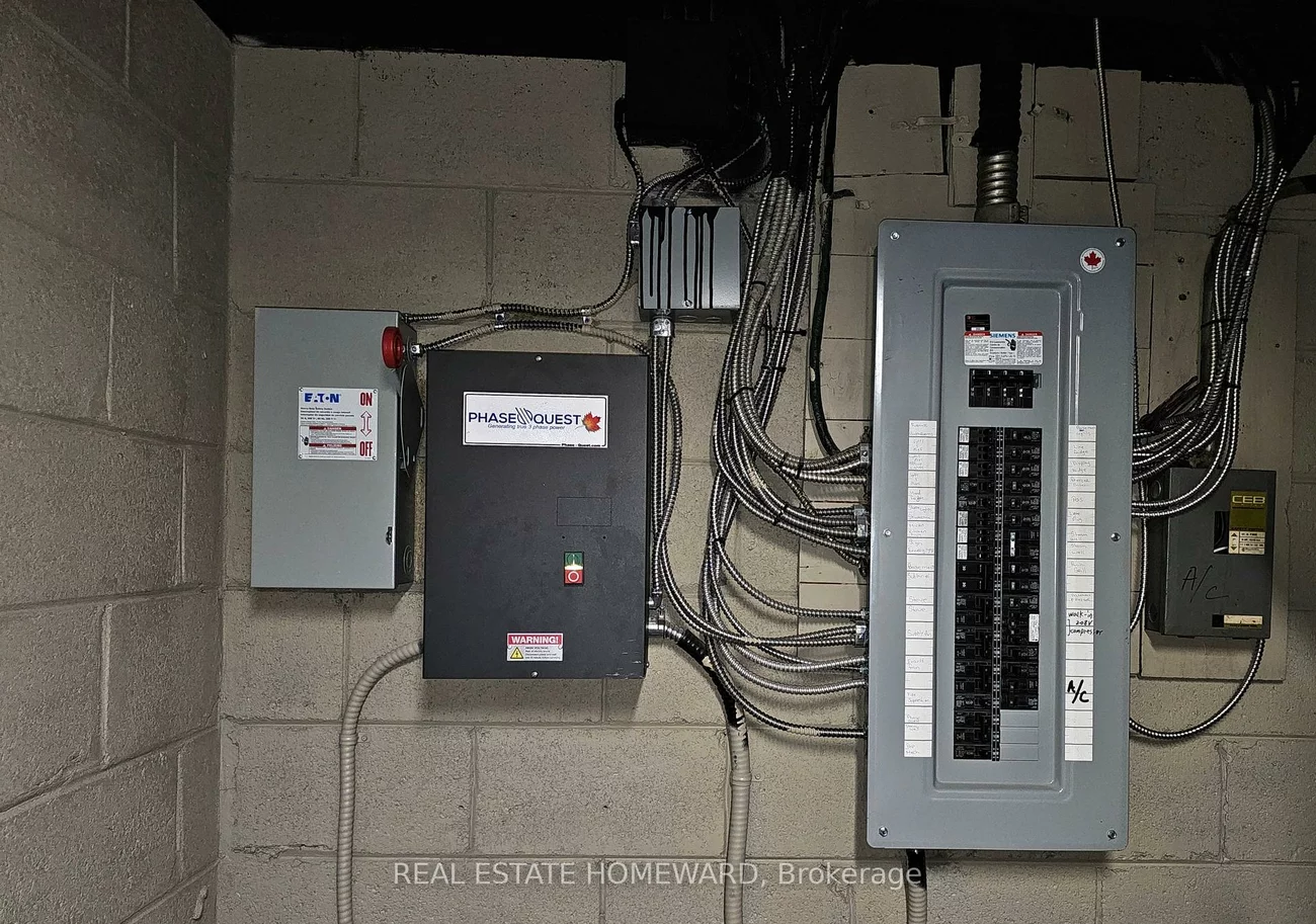 3032, Danforth, Crescent Town, Toronto