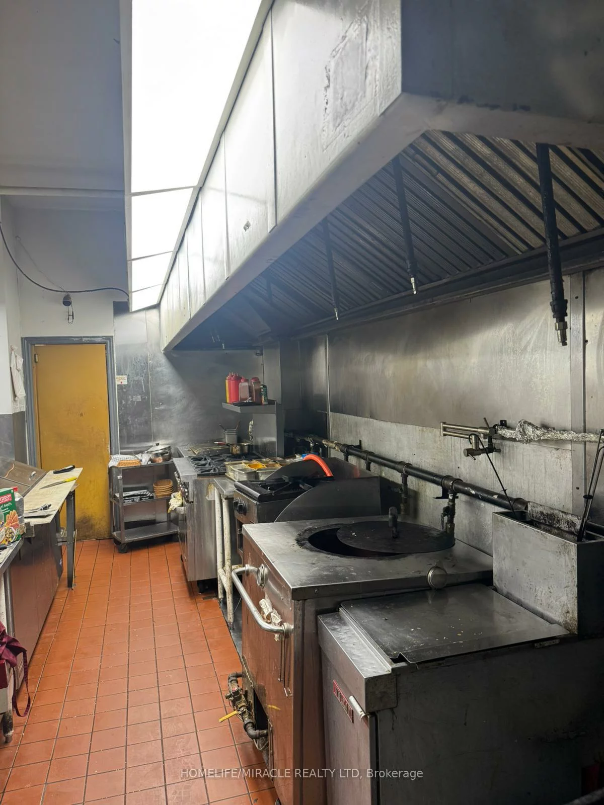 1348, Kennedy, Dorset Park, Toronto