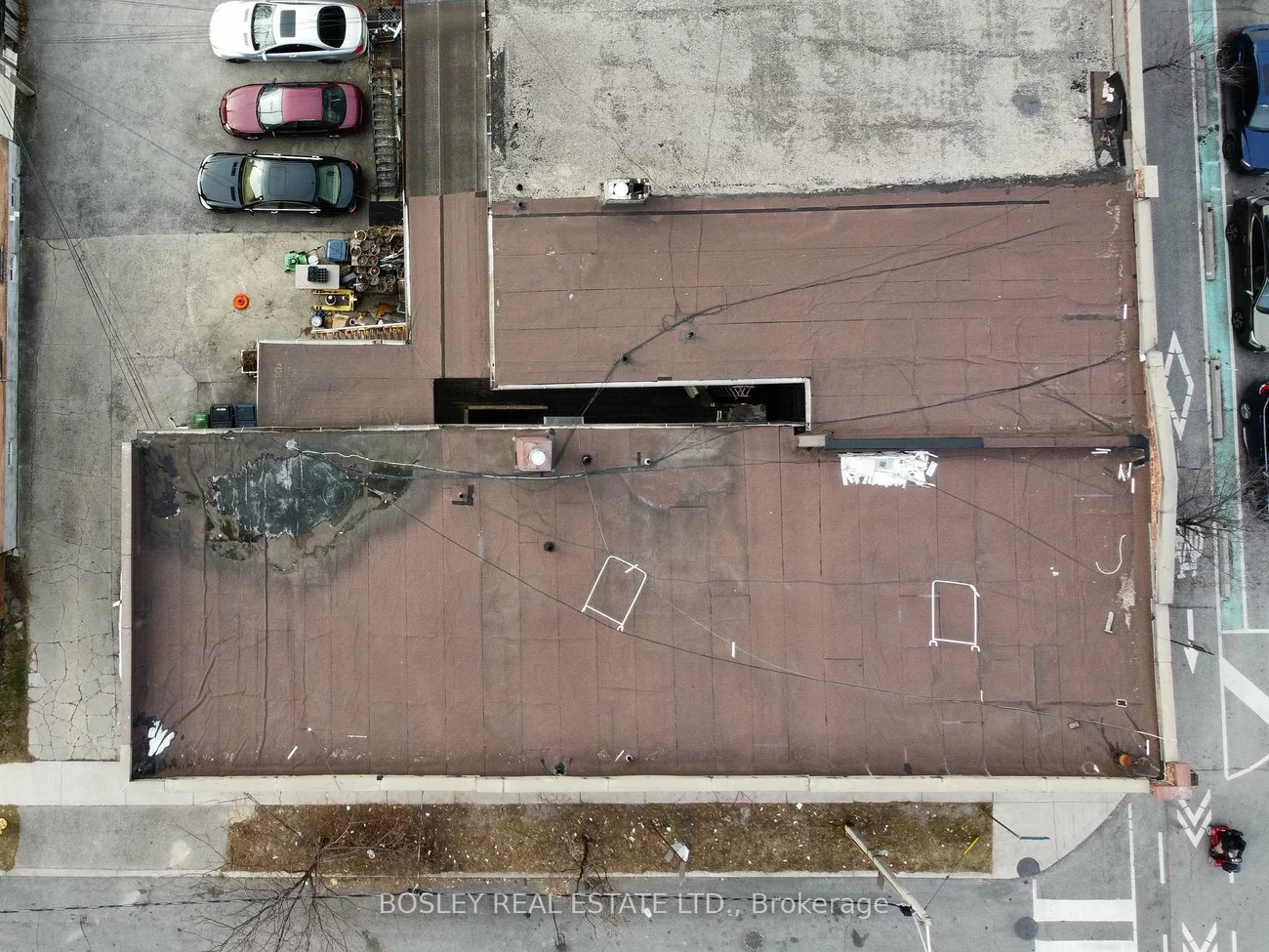 1367, Danforth, Greenwood-Coxwell, Toronto