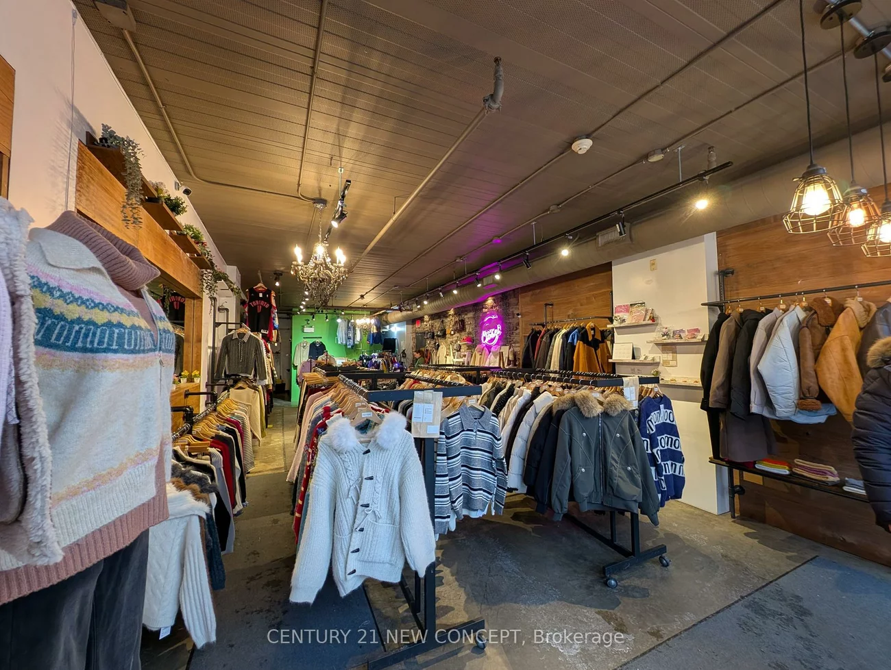 747, Queen, South Riverdale, Toronto