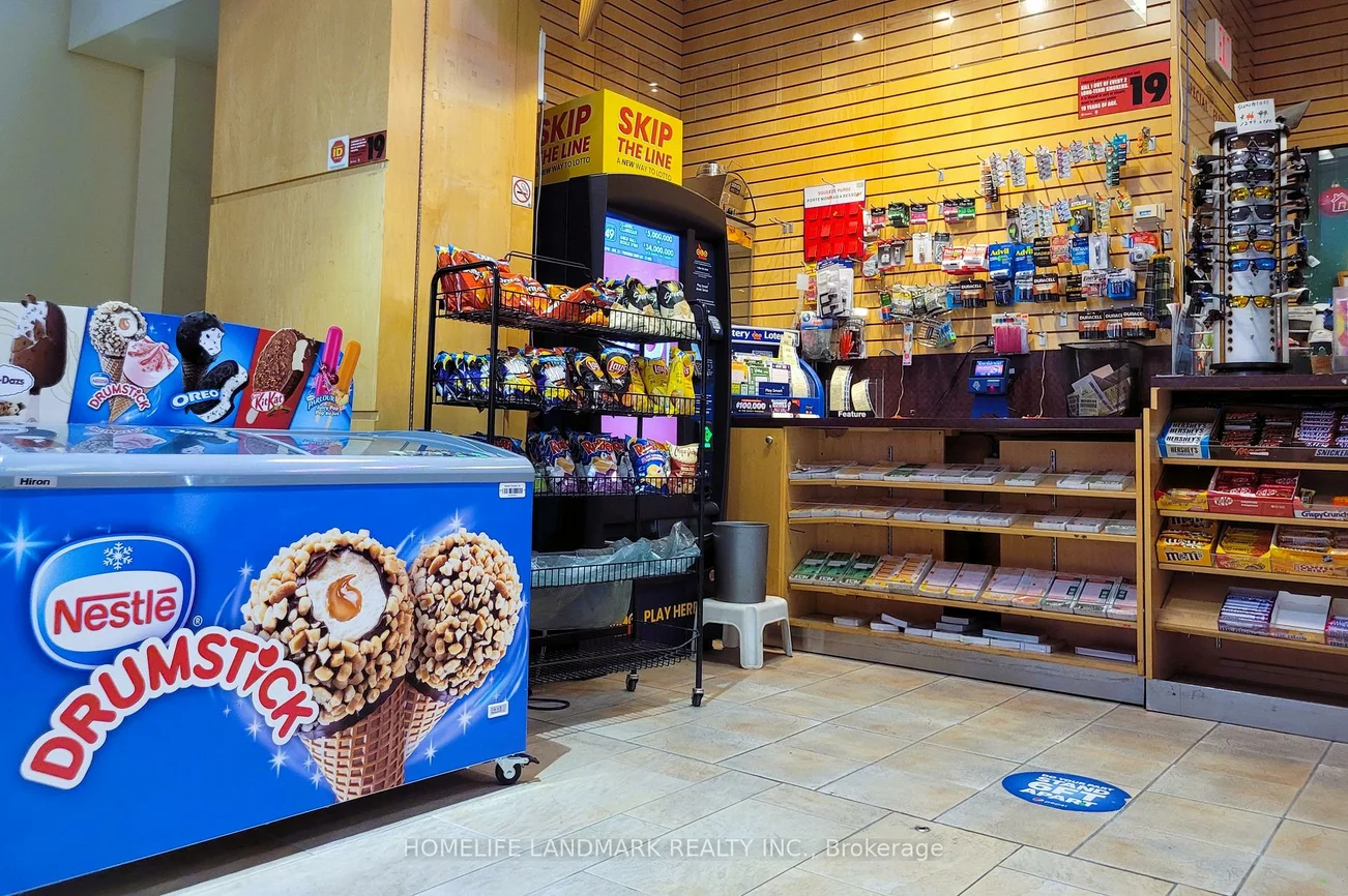 1000, Gerrard, South Riverdale, Toronto