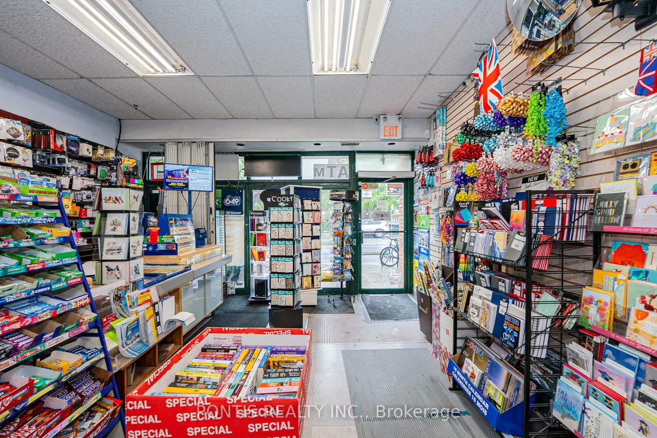 358, Danforth, Playter Estates-Danforth, Toronto