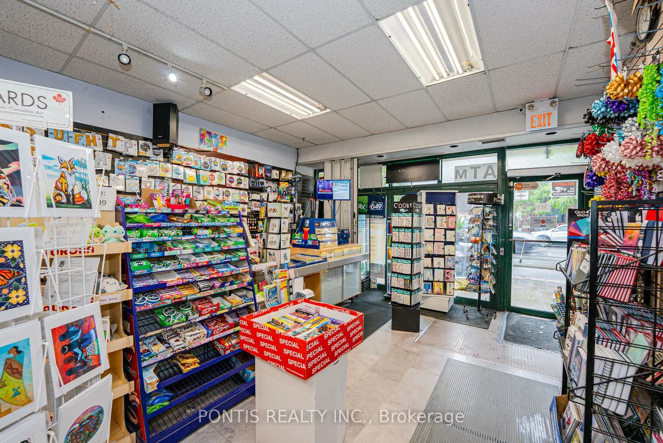 358, Danforth, Playter Estates-Danforth, Toronto