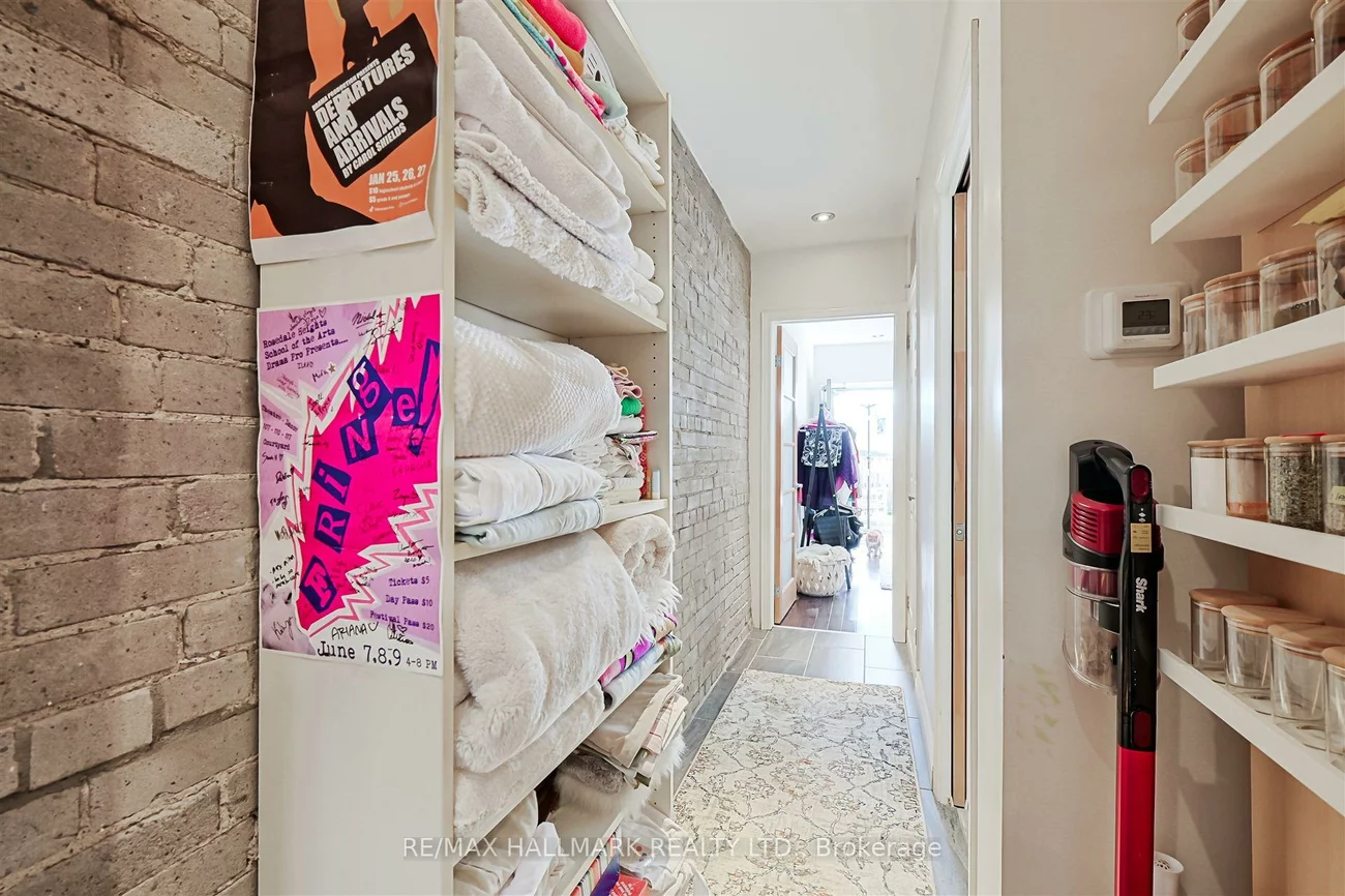 1926, Gerrard, Woodbine Corridor, Toronto