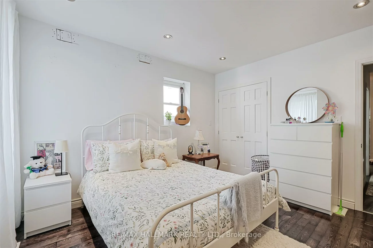 1926, Gerrard, Woodbine Corridor, Toronto