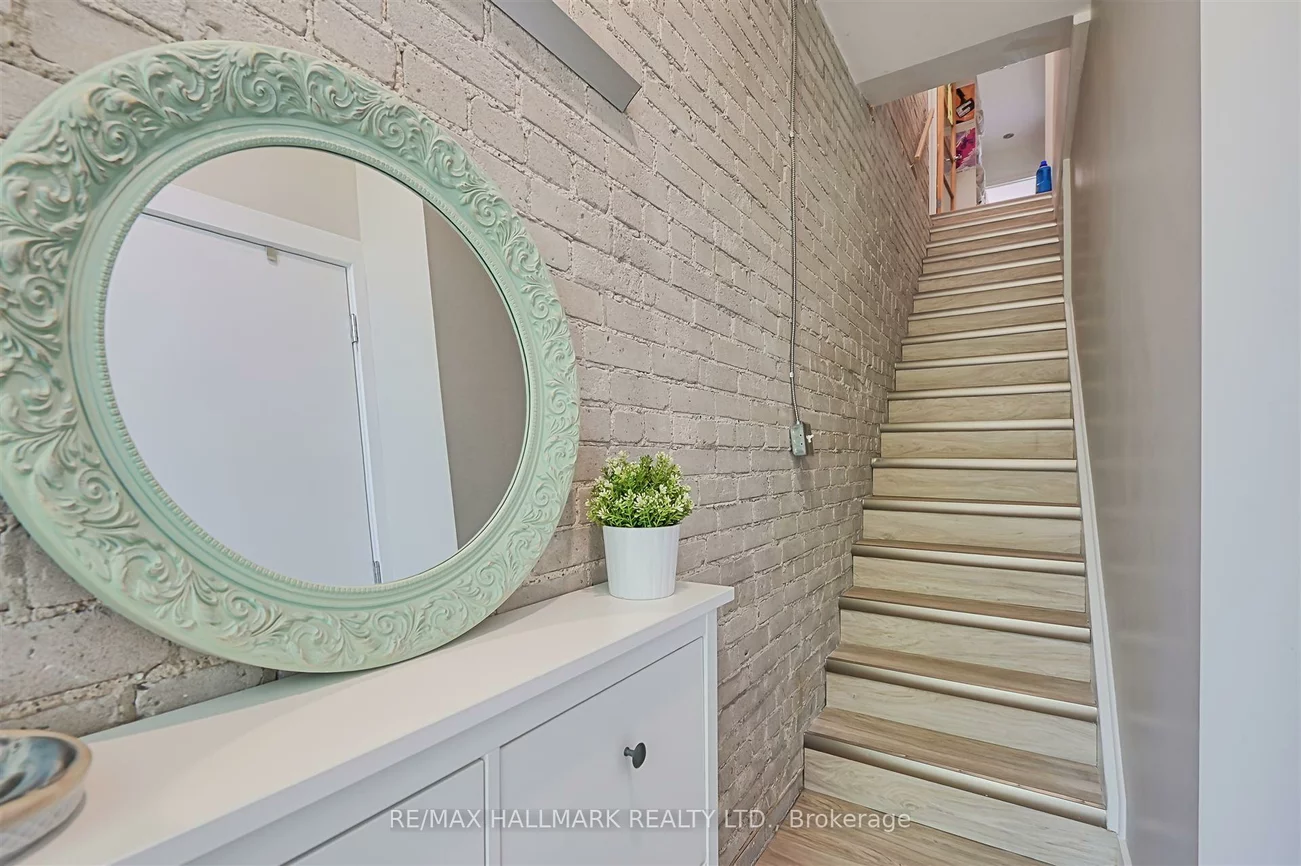 1926, Gerrard, Woodbine Corridor, Toronto