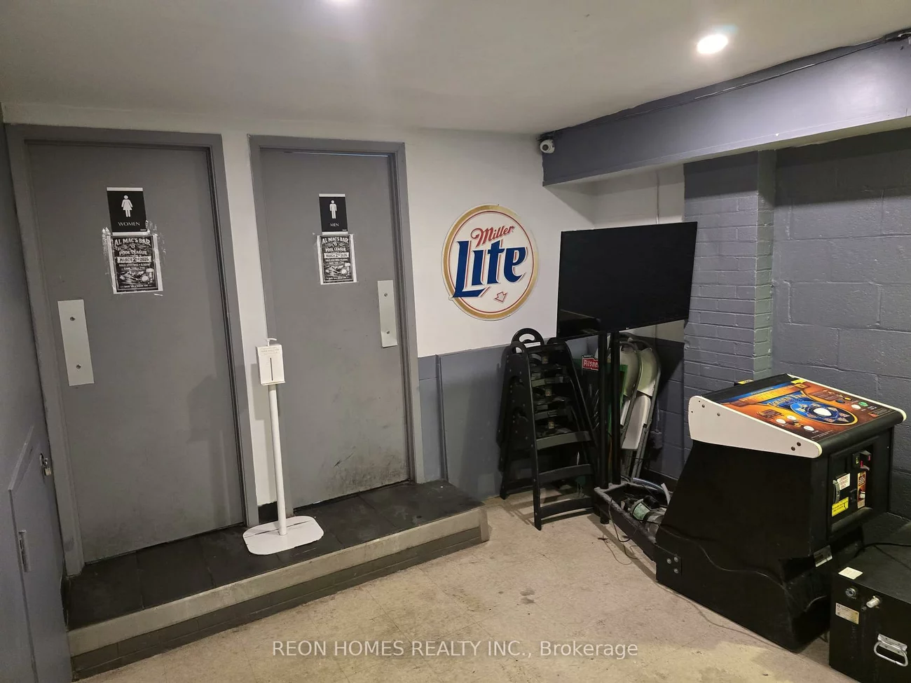 2459, Kingston, Birchcliffe-Cliffside, Toronto