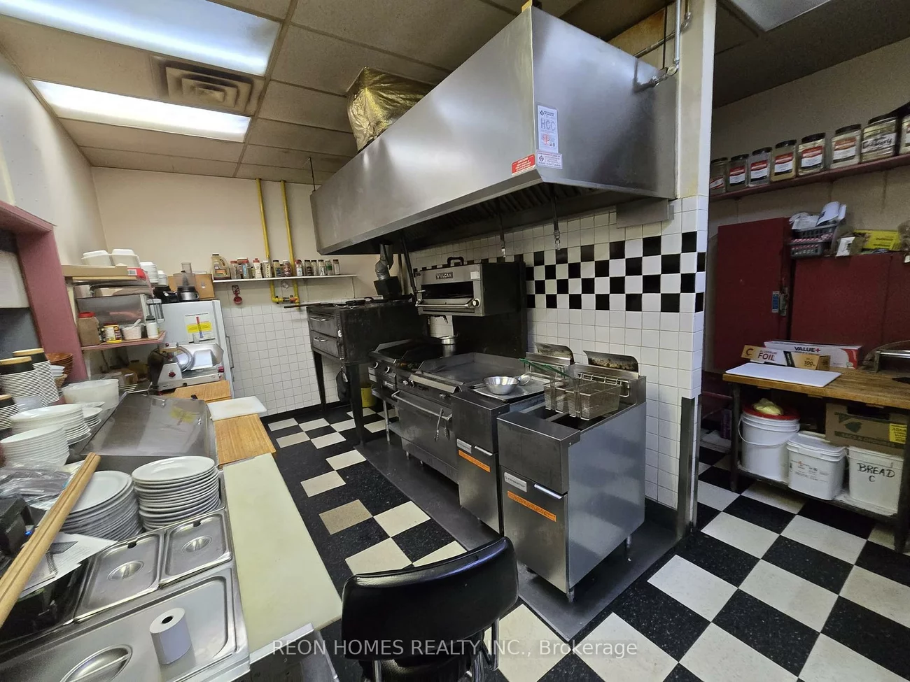 2459, Kingston, Birchcliffe-Cliffside, Toronto