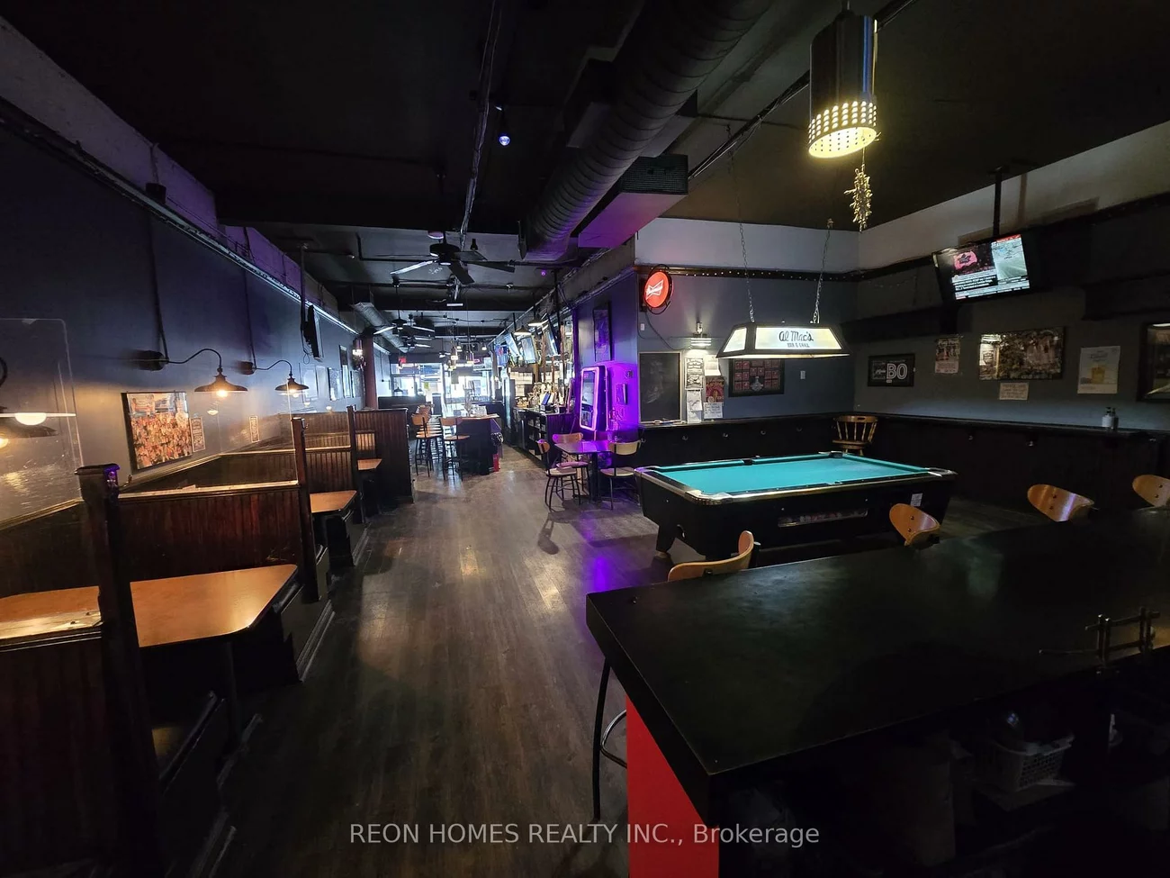 2459, Kingston, Birchcliffe-Cliffside, Toronto