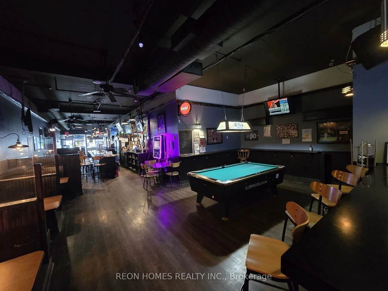 2459, Kingston, Birchcliffe-Cliffside, Toronto