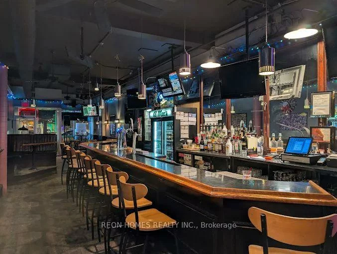 2459, Kingston, Birchcliffe-Cliffside, Toronto