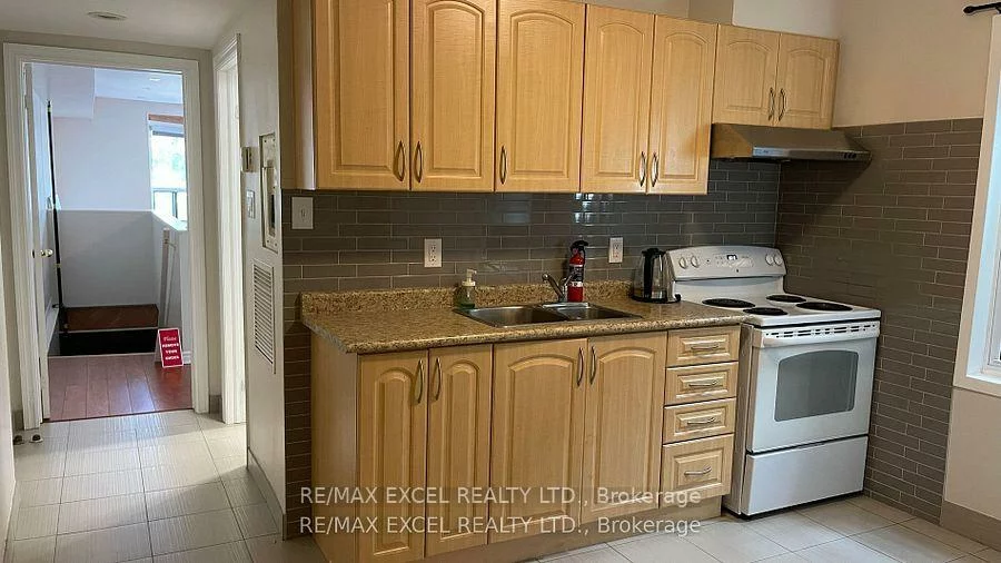 467, Danforth, North Riverdale, Toronto