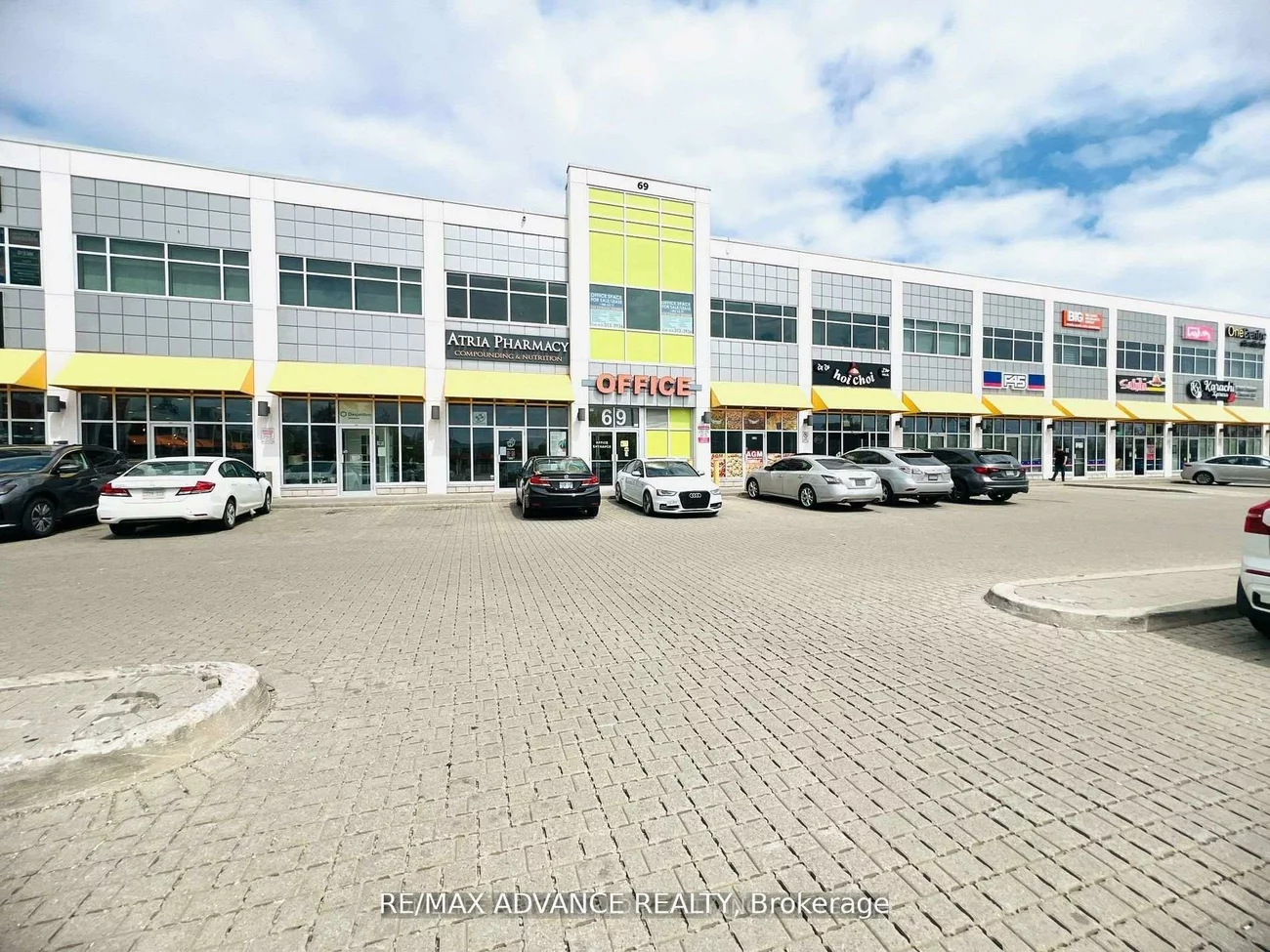 69, Lebovic, Clairlea-Birchmount, Toronto