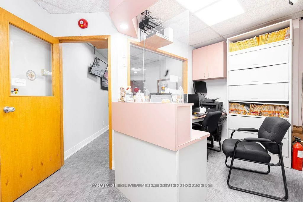 3852, Finch, L'Amoreaux, Toronto