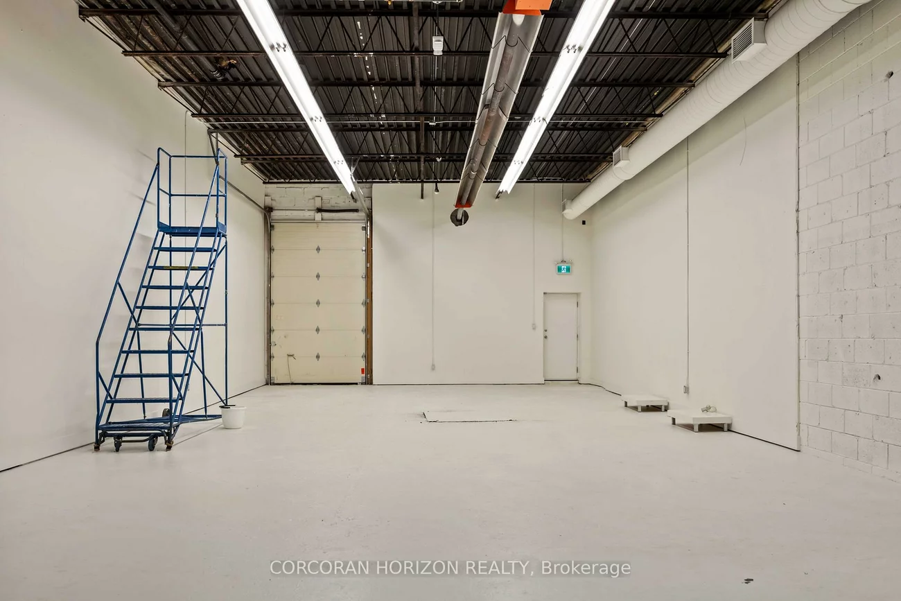 914, Eastern, Greenwood-Coxwell, Toronto