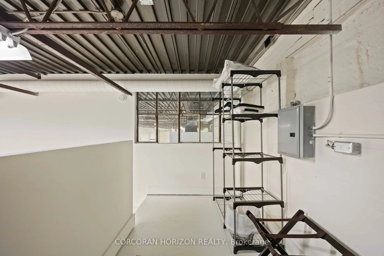 914, Eastern, Greenwood-Coxwell, Toronto