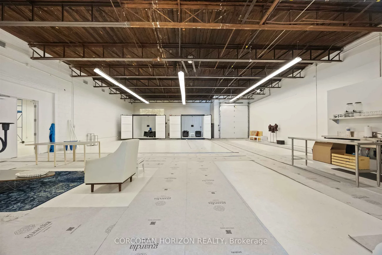 914, Eastern, Greenwood-Coxwell, Toronto