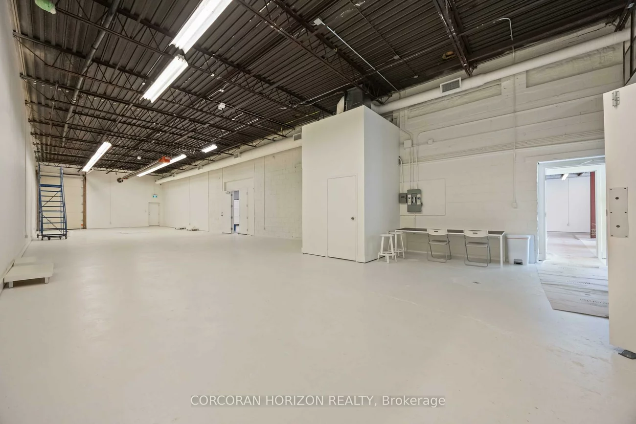 914, Eastern, Greenwood-Coxwell, Toronto