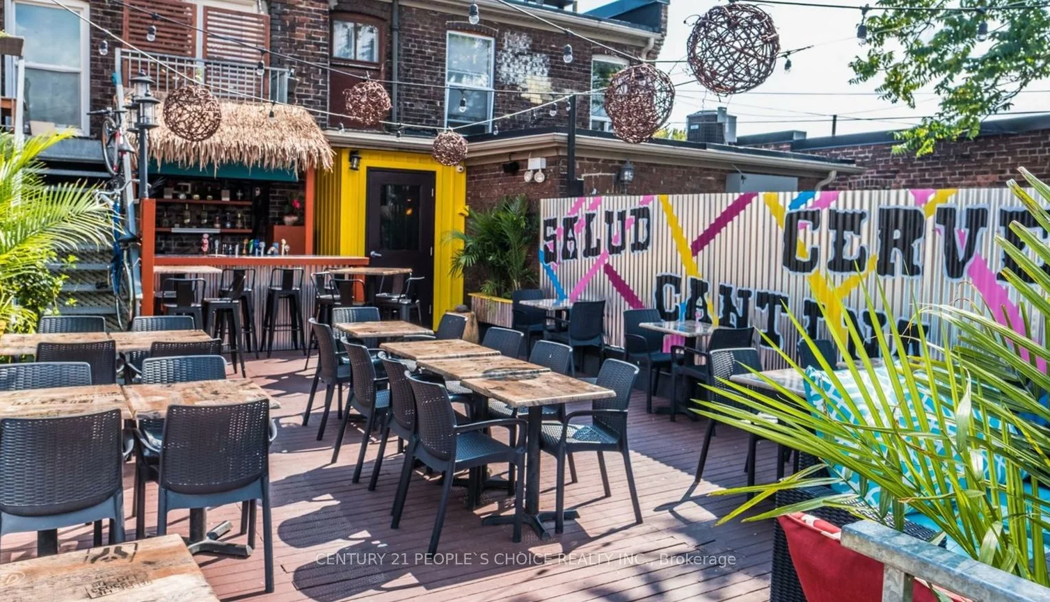 1058, Gerrard, South Riverdale, Toronto