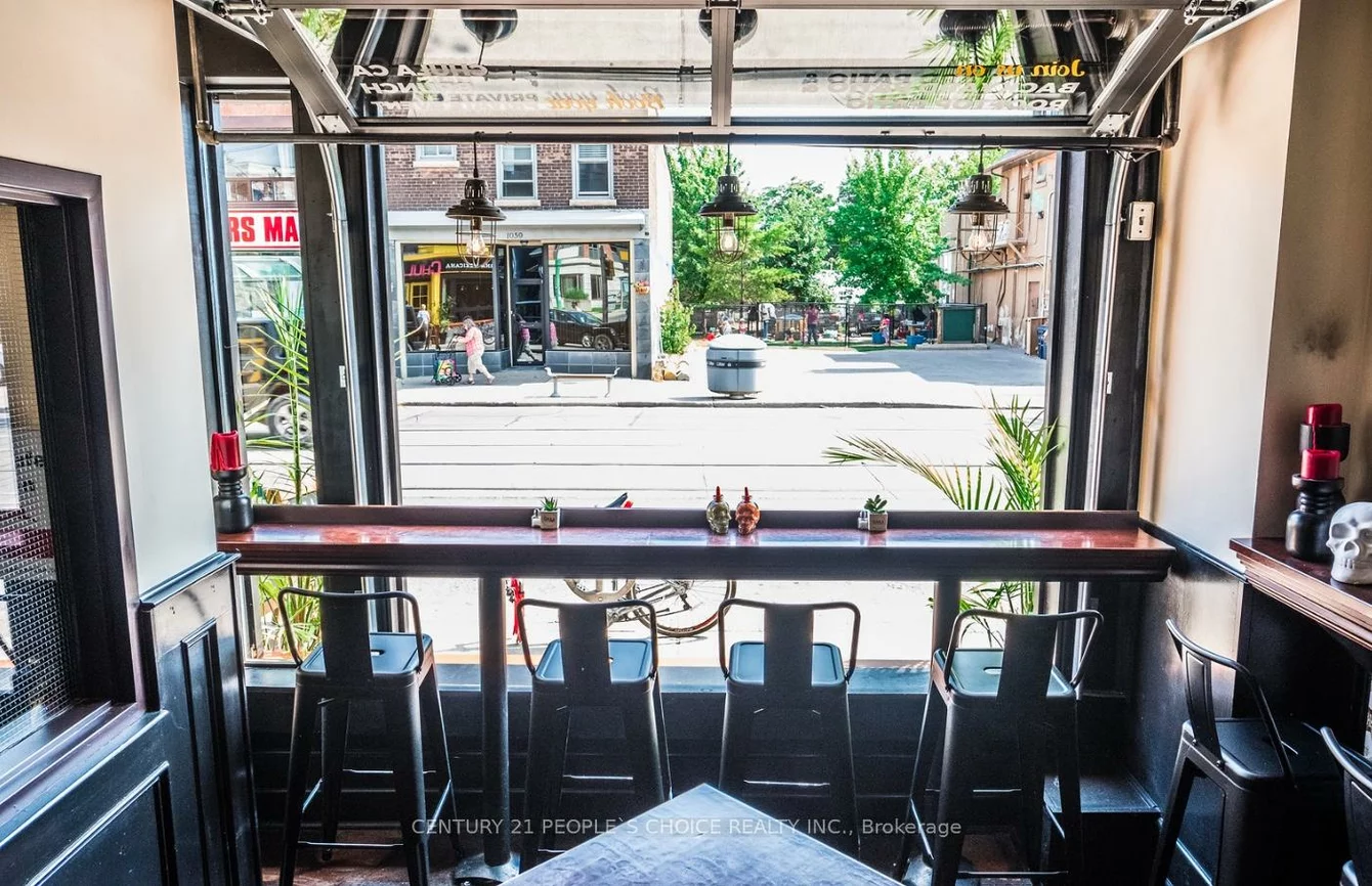 1058, Gerrard, South Riverdale, Toronto