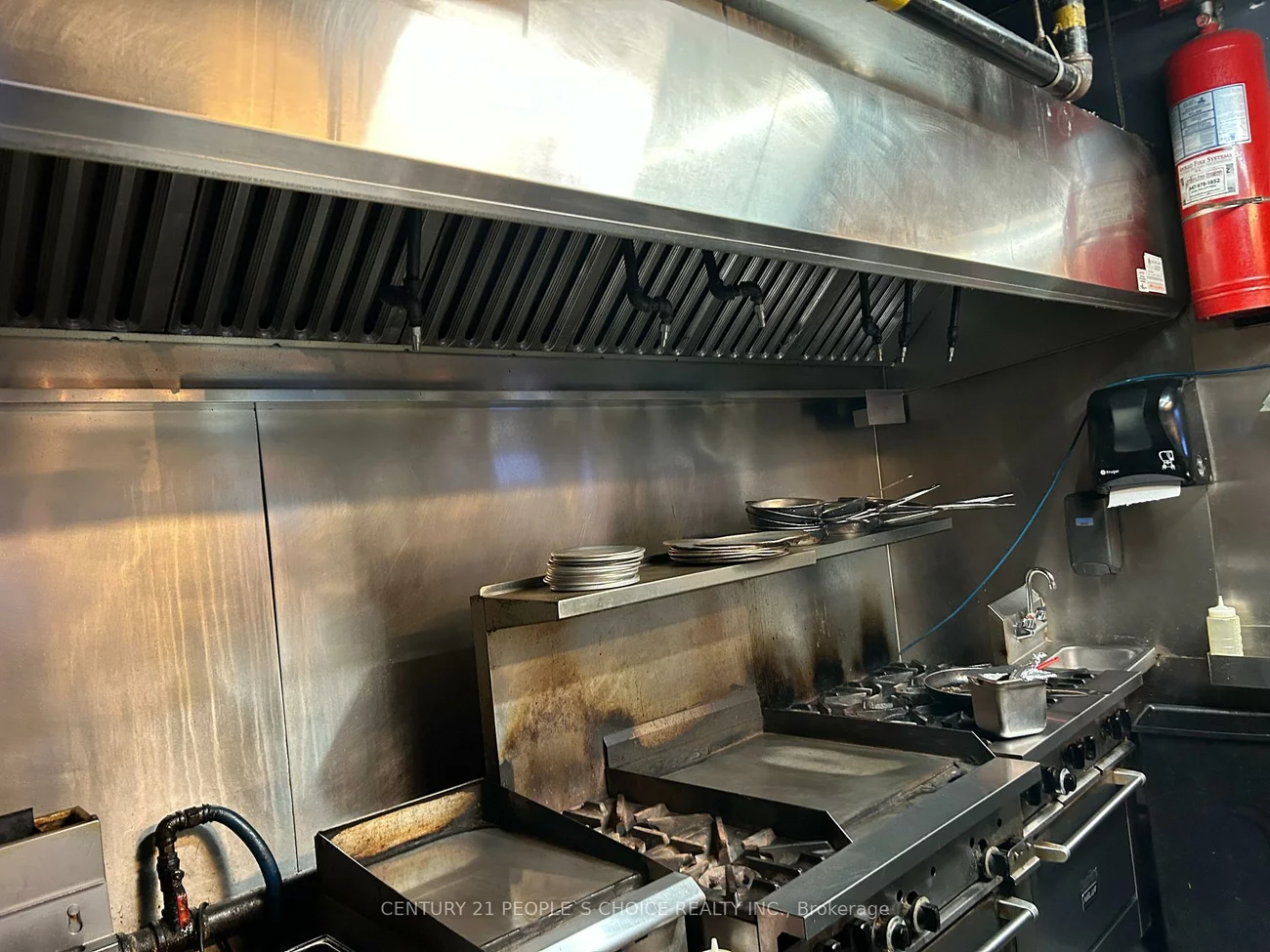 1058, Gerrard, South Riverdale, Toronto