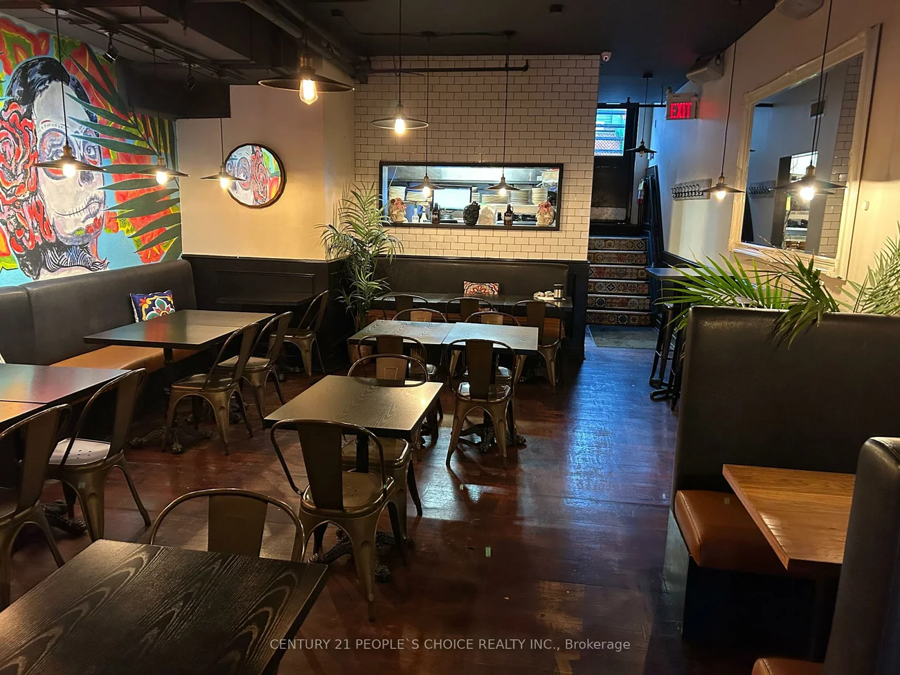 1058, Gerrard, South Riverdale, Toronto