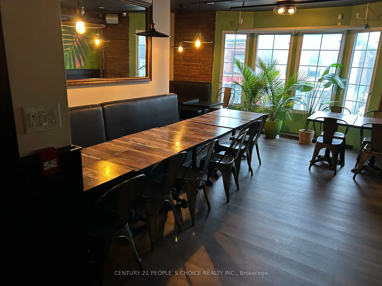 1058, Gerrard, South Riverdale, Toronto