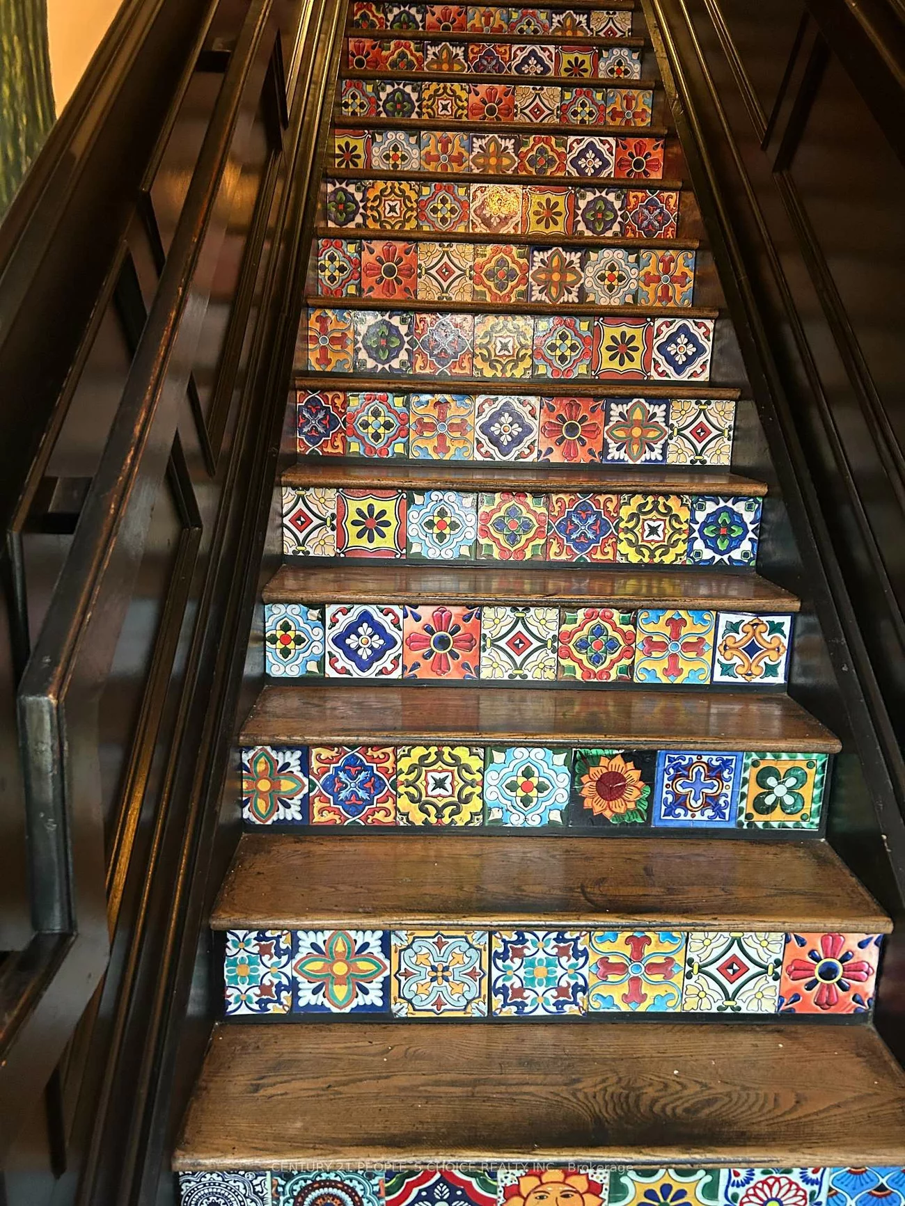 1058, Gerrard, South Riverdale, Toronto