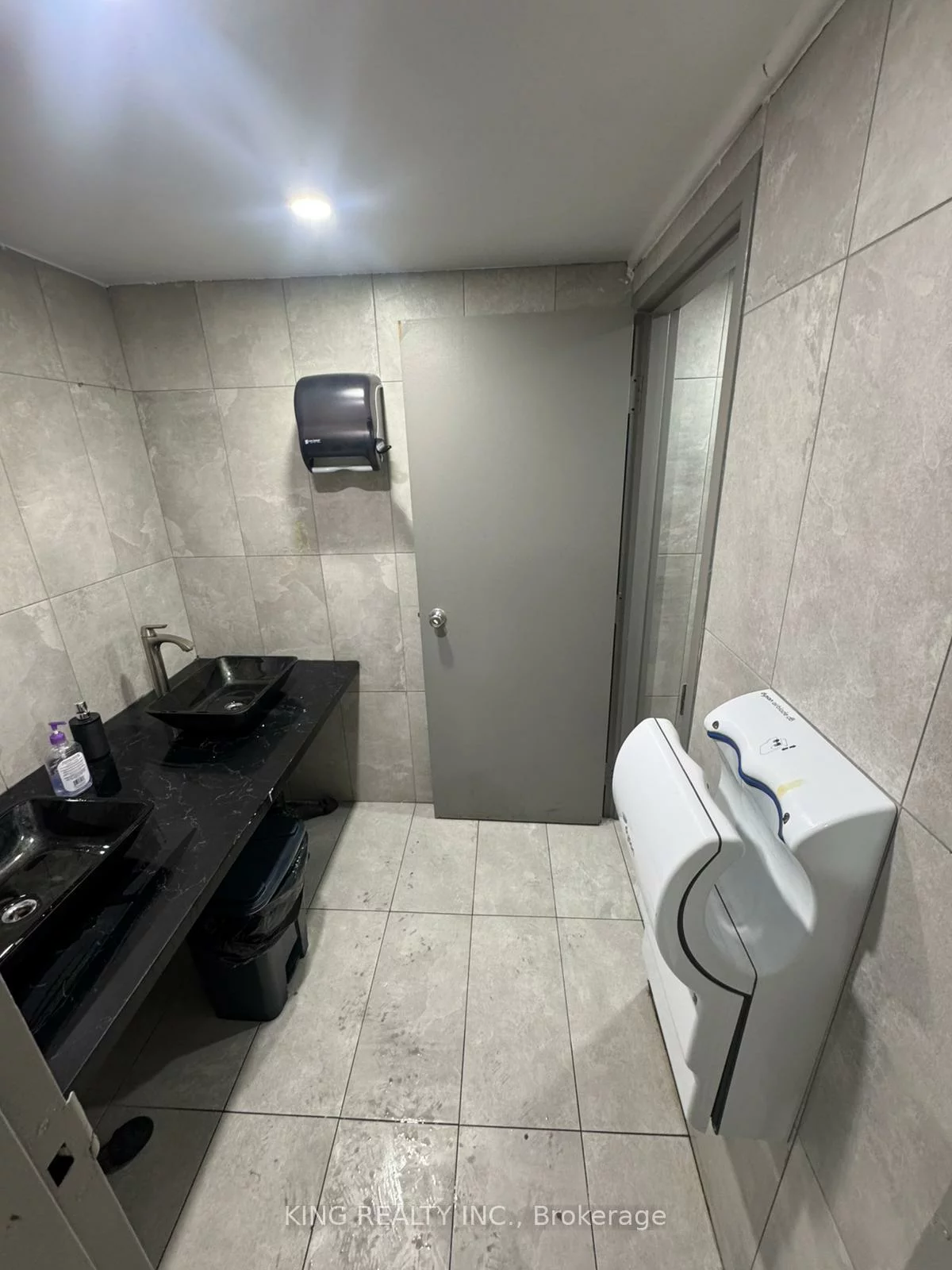 424, Danforth, Playter Estates-Danforth, Toronto